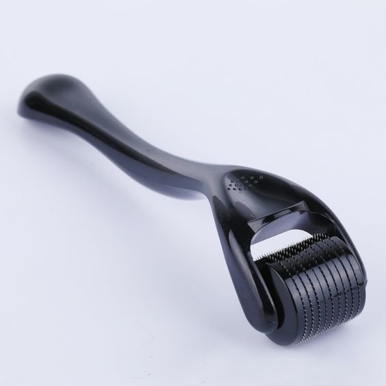 Beard Derma Roller - 540 Titanium Micro Needling Roller, Beard Roller Scalp Microneedle Roller - Gear Elevation