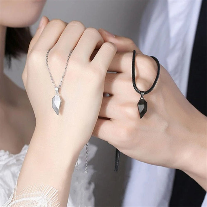 Magnetic Couple Necklace - Fashion Magnetic Couple Necklace For Lovers - Gear Elevation